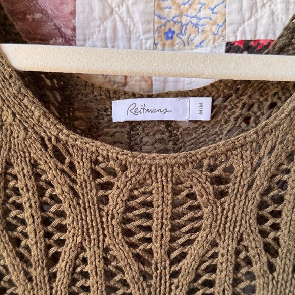 Reitmans Crewneck Crochet Tank Top - Picture 3 of 8